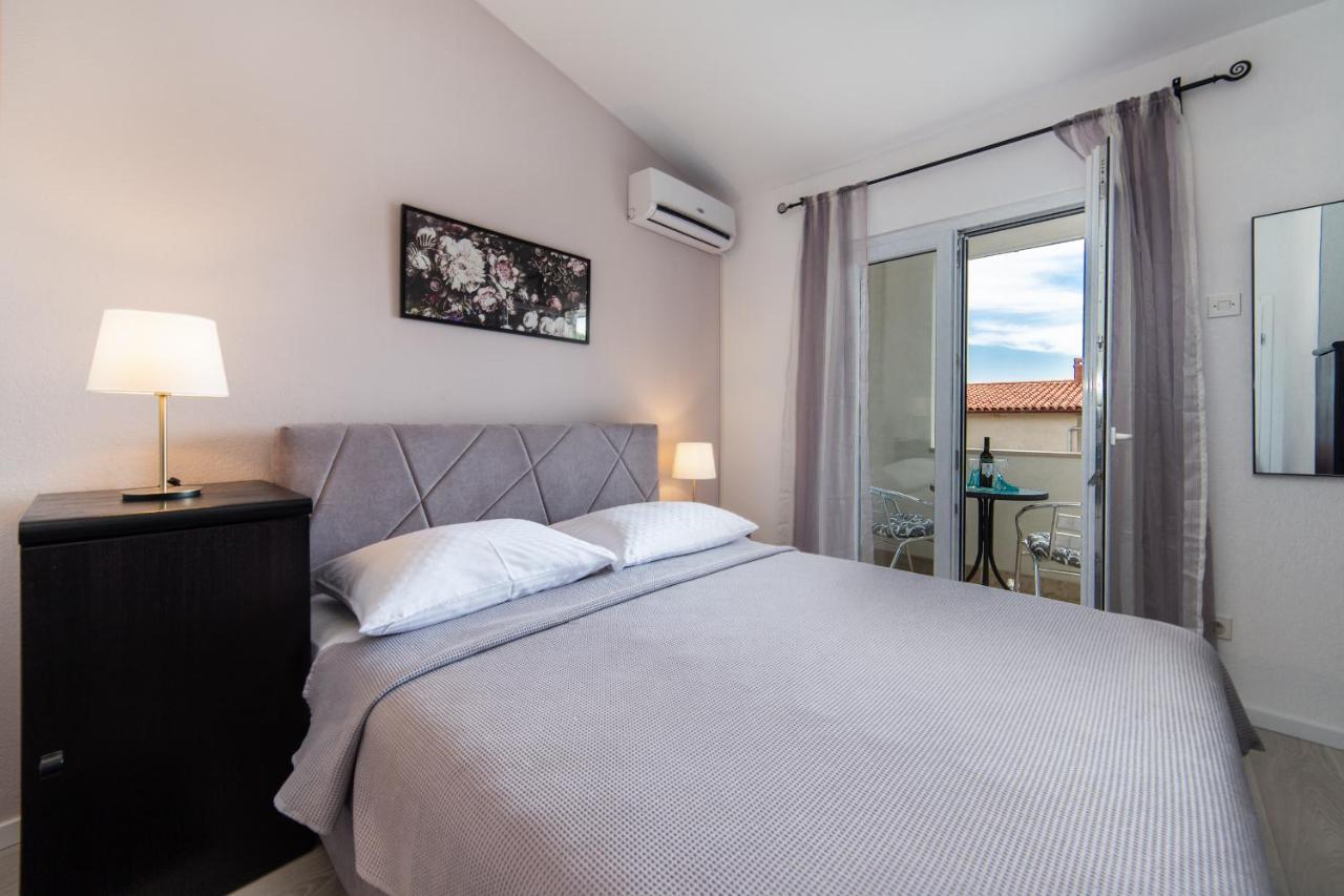 Apartments Divna 巴什卡沃达 外观 照片