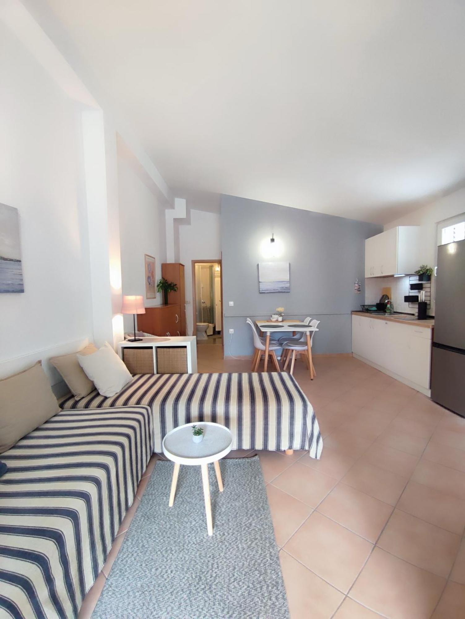 Apartments Divna 巴什卡沃达 外观 照片