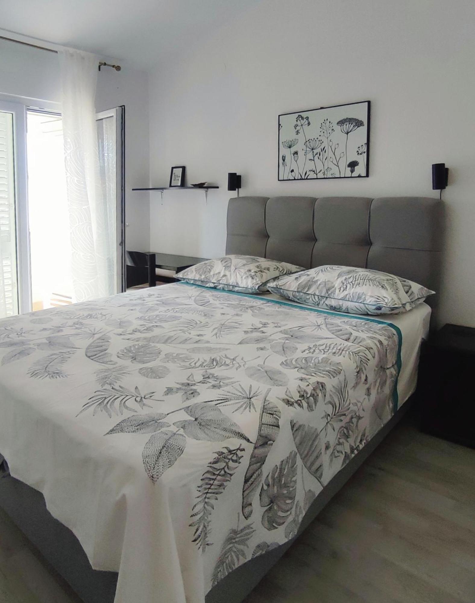 Apartments Divna 巴什卡沃达 外观 照片